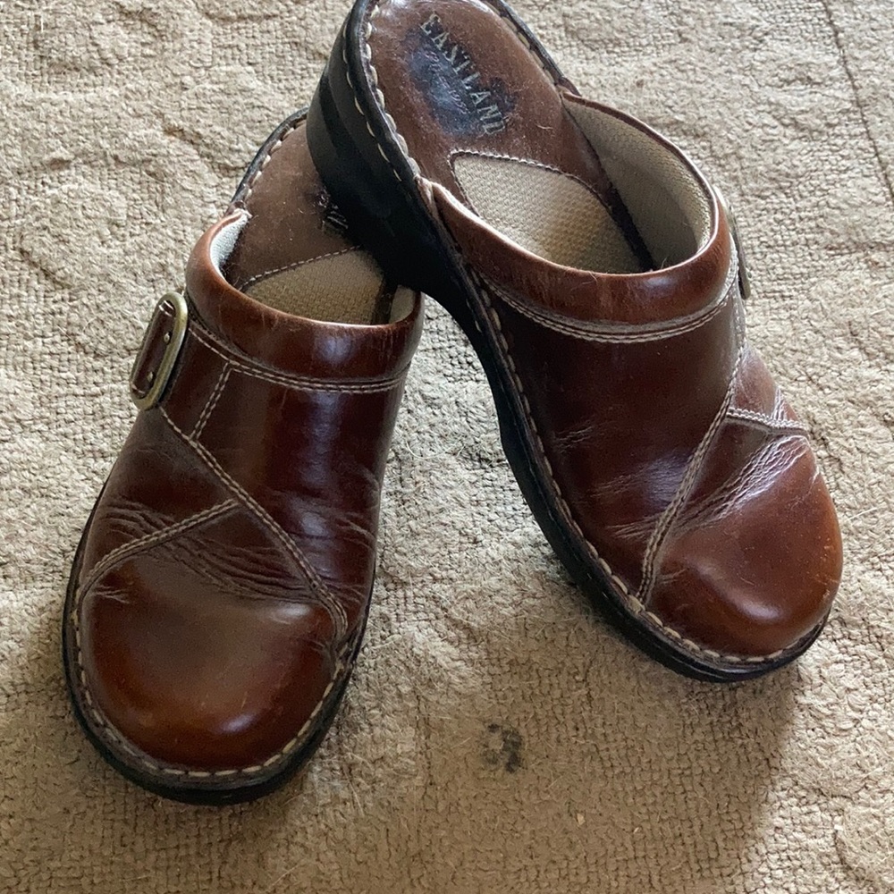Eastland 6.5M leather clog brown EUC